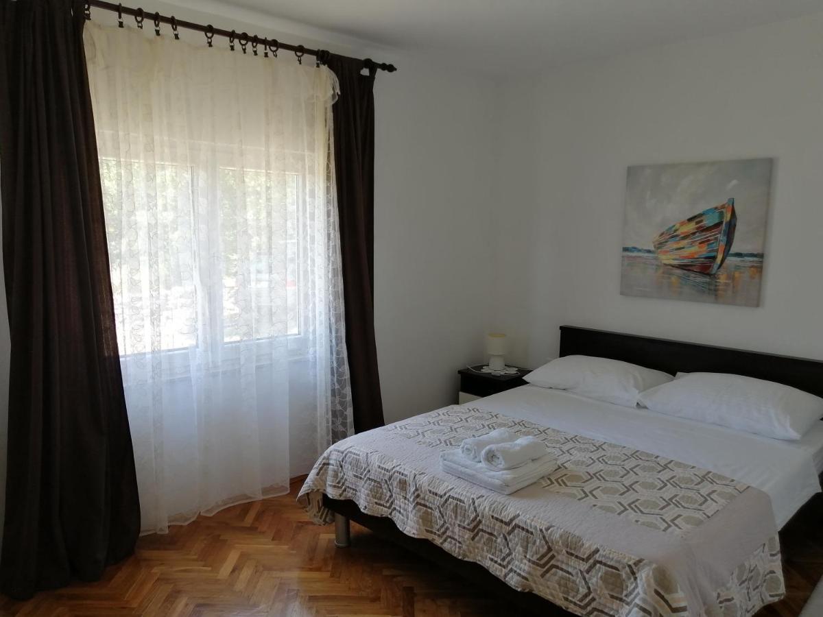 Holiday House Tunjarice โอเบรอควาซ ภายนอก รูปภาพ