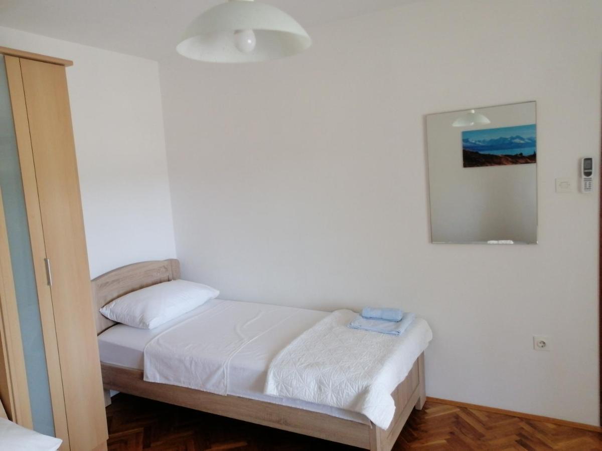Holiday House Tunjarice โอเบรอควาซ ภายนอก รูปภาพ