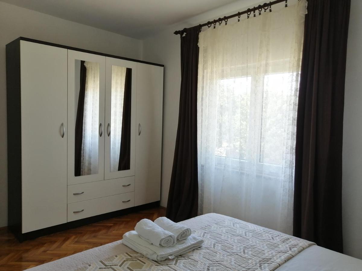 Holiday House Tunjarice โอเบรอควาซ ภายนอก รูปภาพ