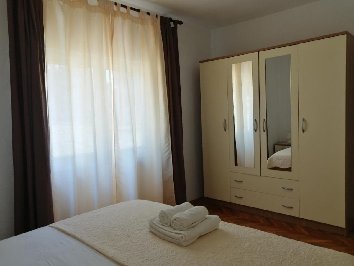 Holiday House Tunjarice โอเบรอควาซ ภายนอก รูปภาพ