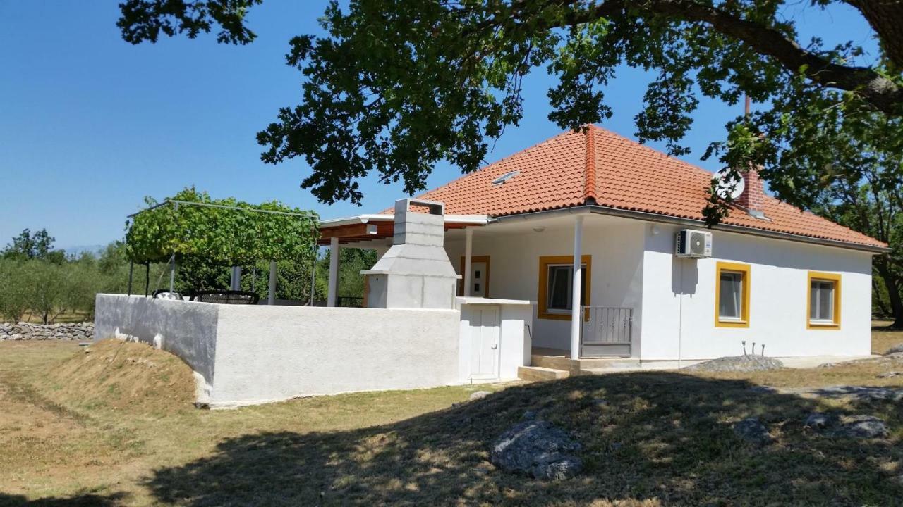 Holiday House Tunjarice โอเบรอควาซ ภายนอก รูปภาพ